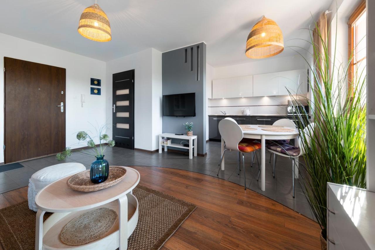Blue Mare Jagiellonska Kladka Przy Morzu I Pkp Apartment Kolobrzeg Bagian luar foto